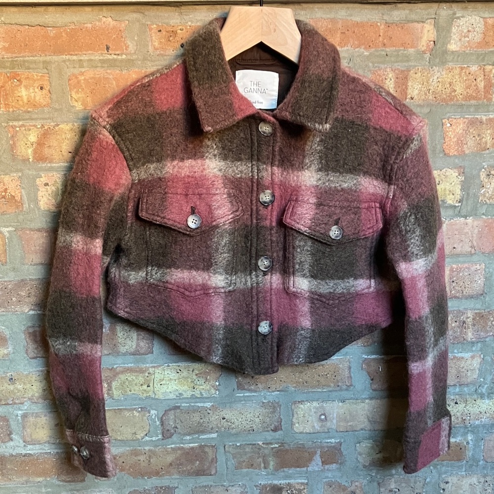 Aritzia Wilfred Free The Ganna Cropped Shirt Jacket